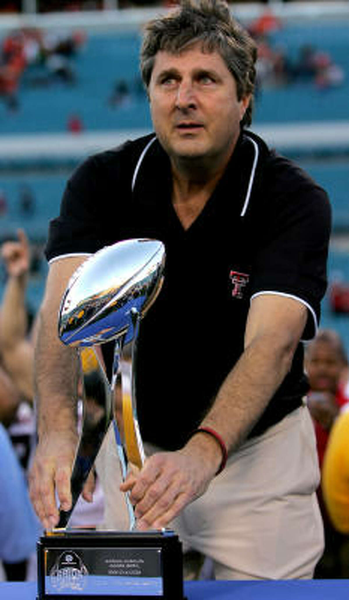 Mike Leach offers expert advice on wedding planning