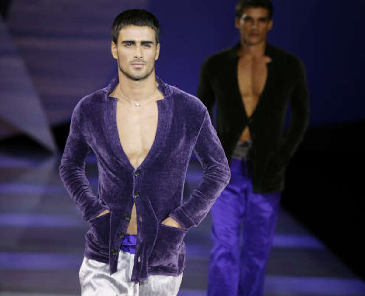 Giorgio Armani brought out several Latino models to show off its spring/summer 2009 collection in Milan.