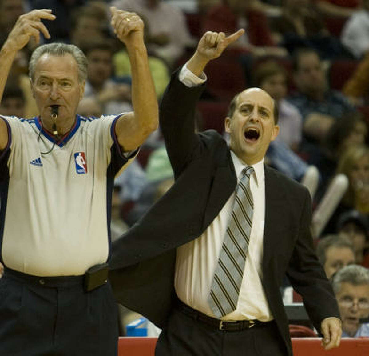 On Wednesday, former Rockets coach Jeff Van Gundy disputed the claims of disgraced former NBA official Tim Donaghy that the league manipulated results of games for financial reasons.