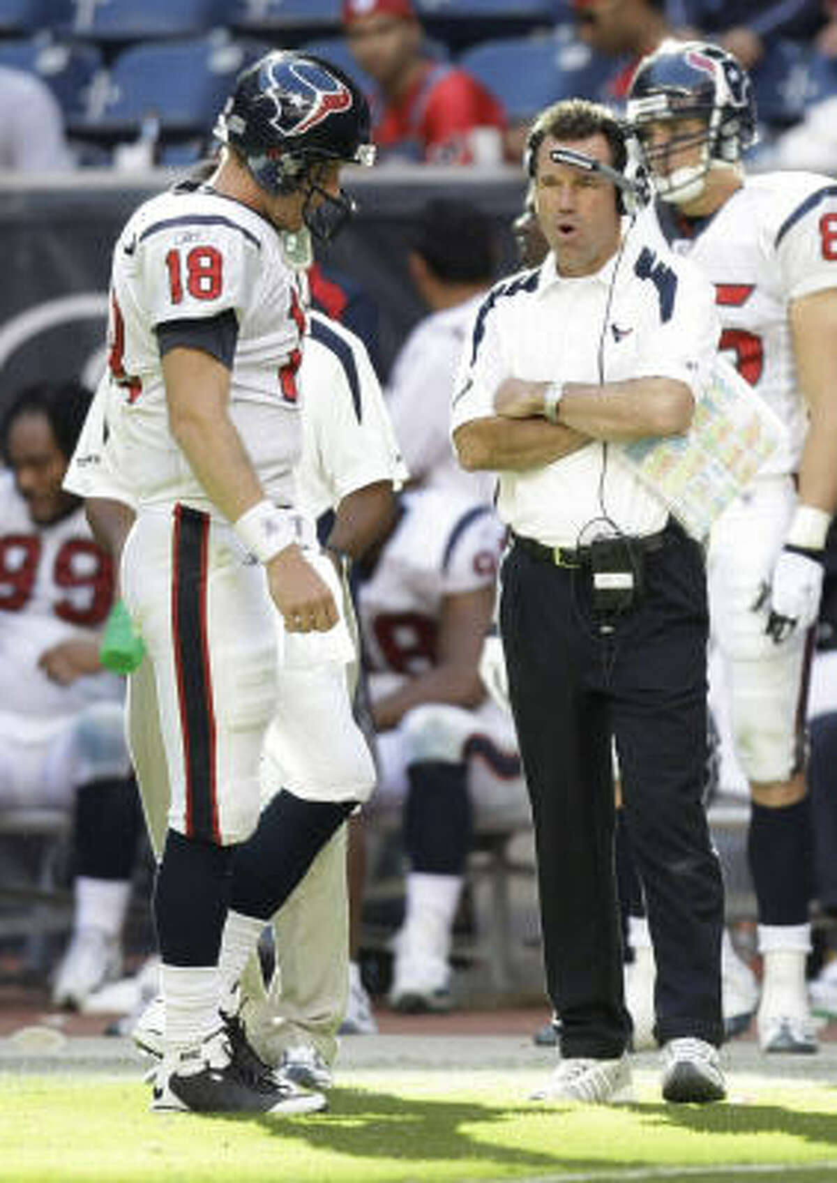 Despite another loss on Sunday, Texans players have head coach Gary Kubiak's back.