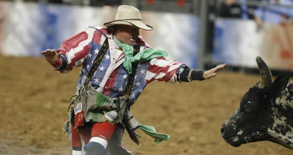 Legendary 'cowboy saver' to hang up his costume