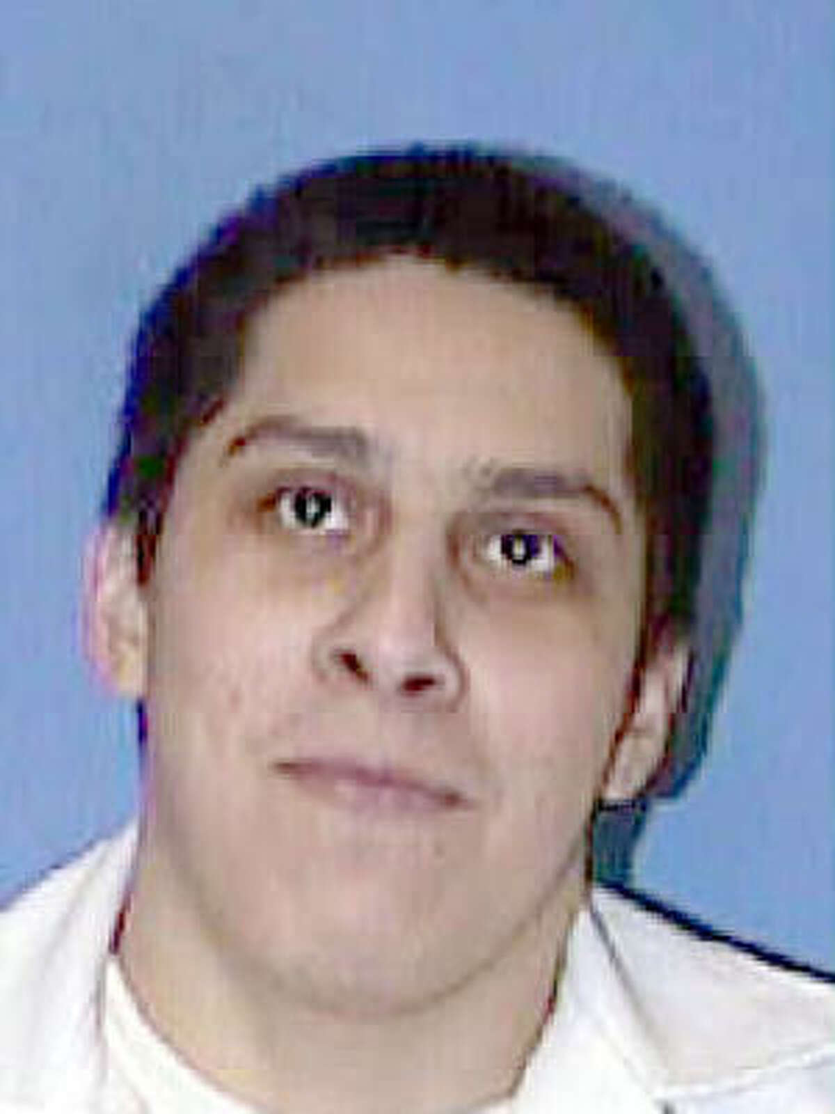 A Houston judge has set Aug. 5 as the execution date for Jose Medellin, who was sentenced to death for the 1993 gang murders of two teenage girls in a Houston park.