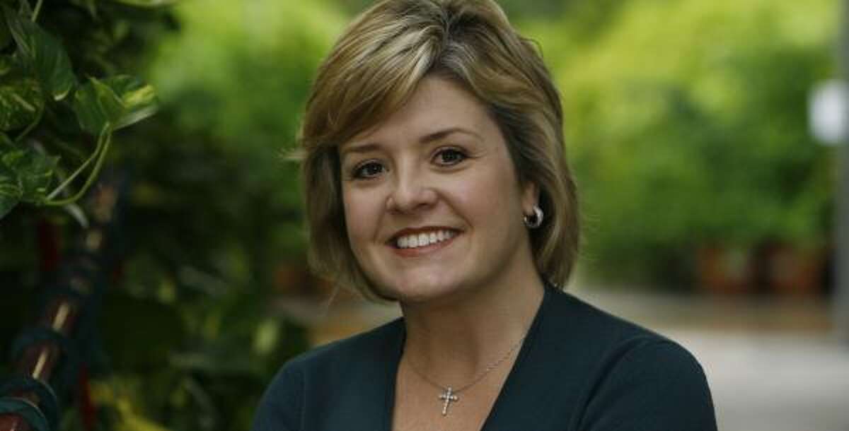 Moneymakers Kim Hooper Is A Booster Of Live Christmas Trees