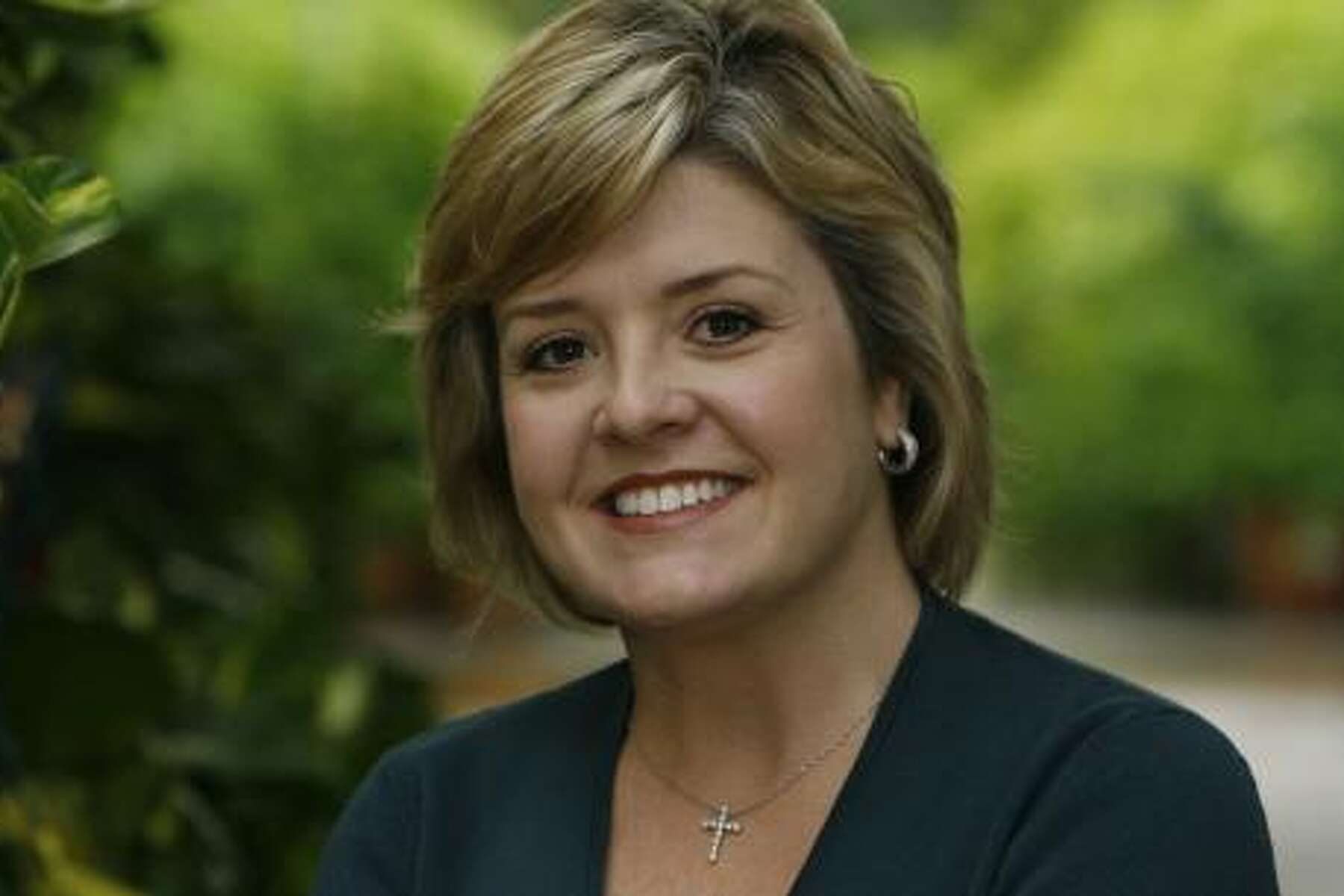 Moneymakers Kim Hooper Is A Booster Of Live Christmas Trees