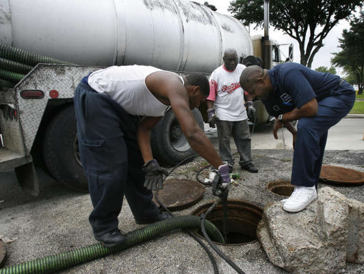 Grease traps threaten Houston sewers