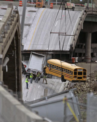 Preliminary design for new Minneapolis bridge chosen