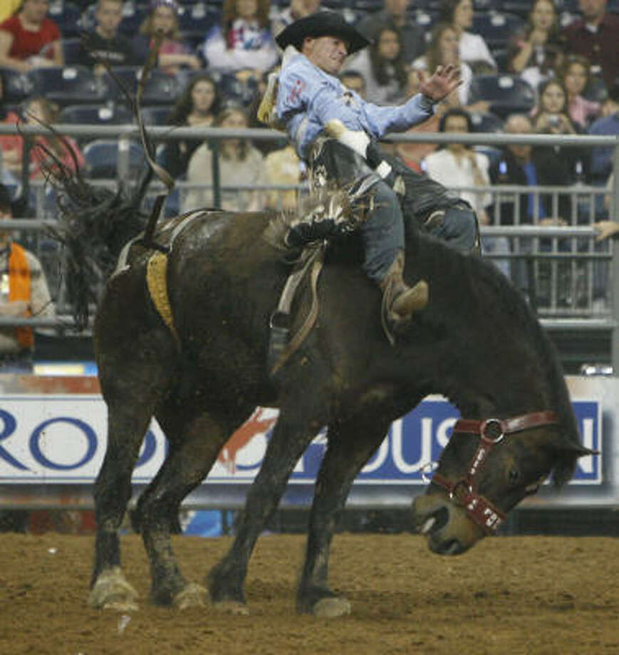 Winning attitude spurs bareback rider - Houston Chronicle