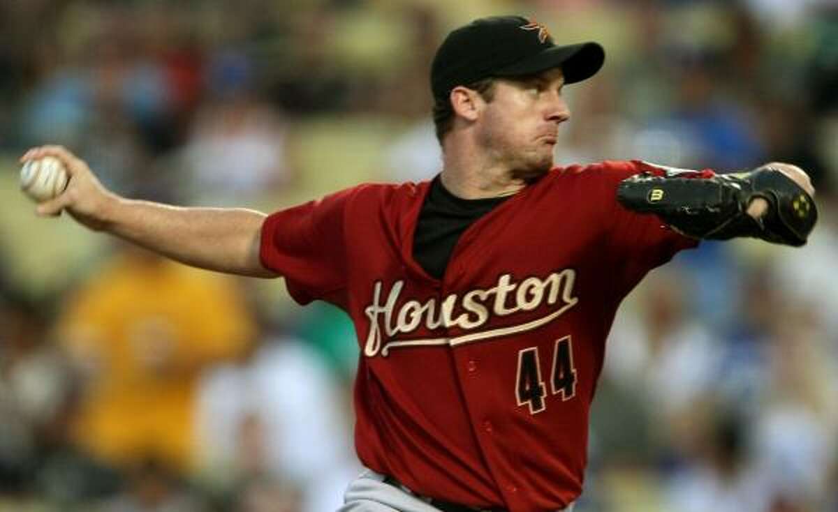 The Dodgers had few answers for Astros ace Roy Oswalt, who went eight innings to earn the win.