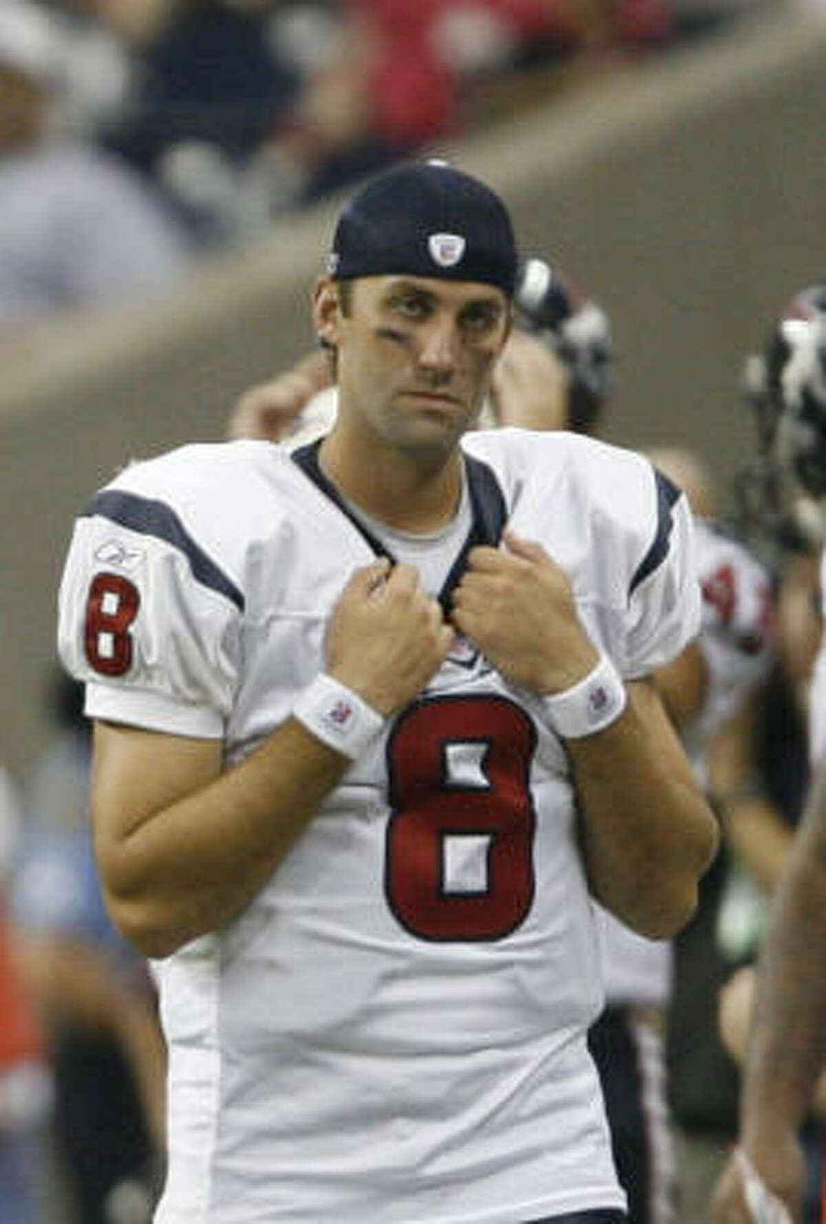 QB Matt Schaub knows how to get rid of the ball fast and get away from pressure.