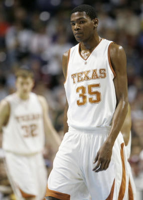 Texas' Durant first freshman to win AP player of the year