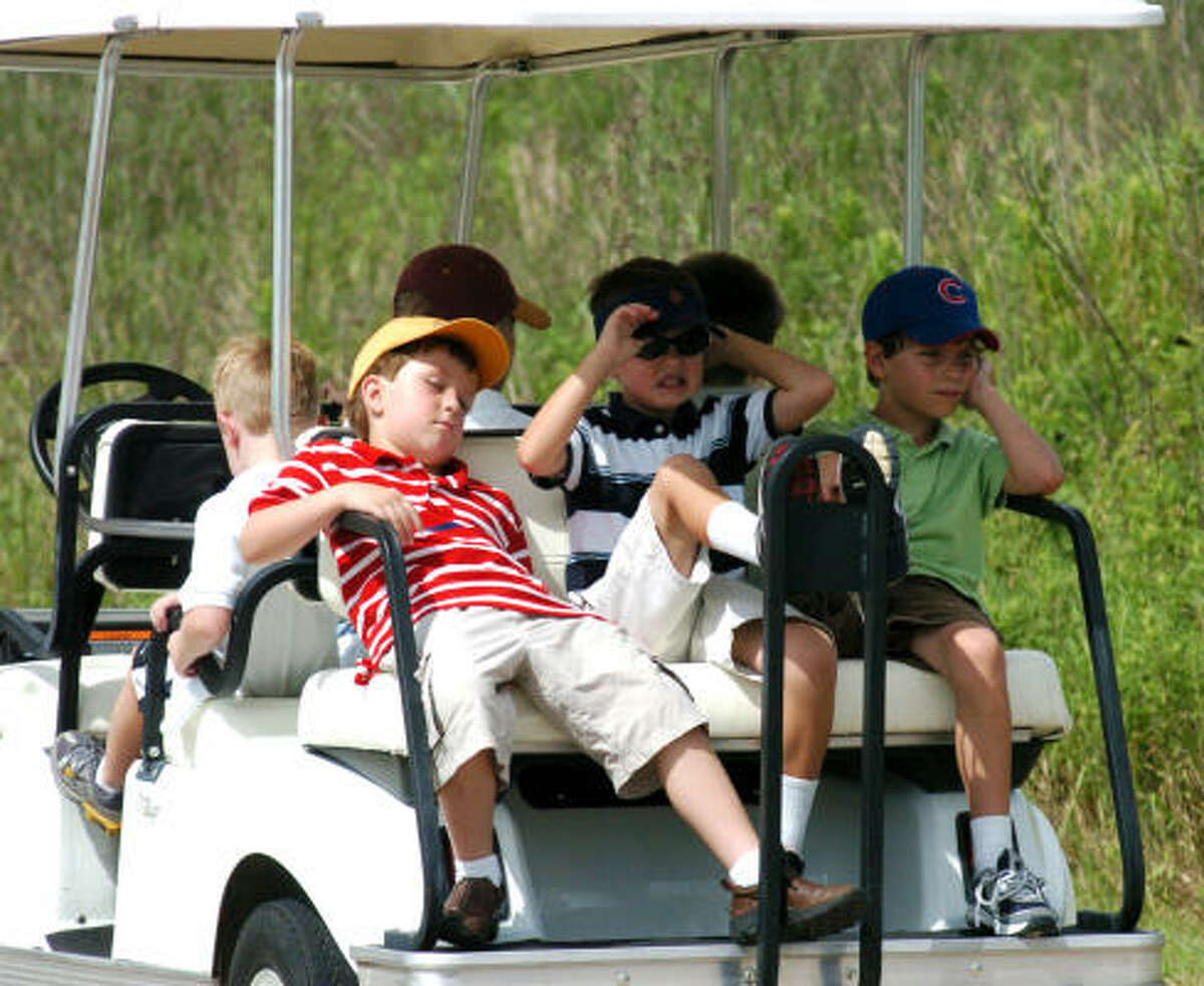 Summer Camp Is Hot Spot For Junior Golfers