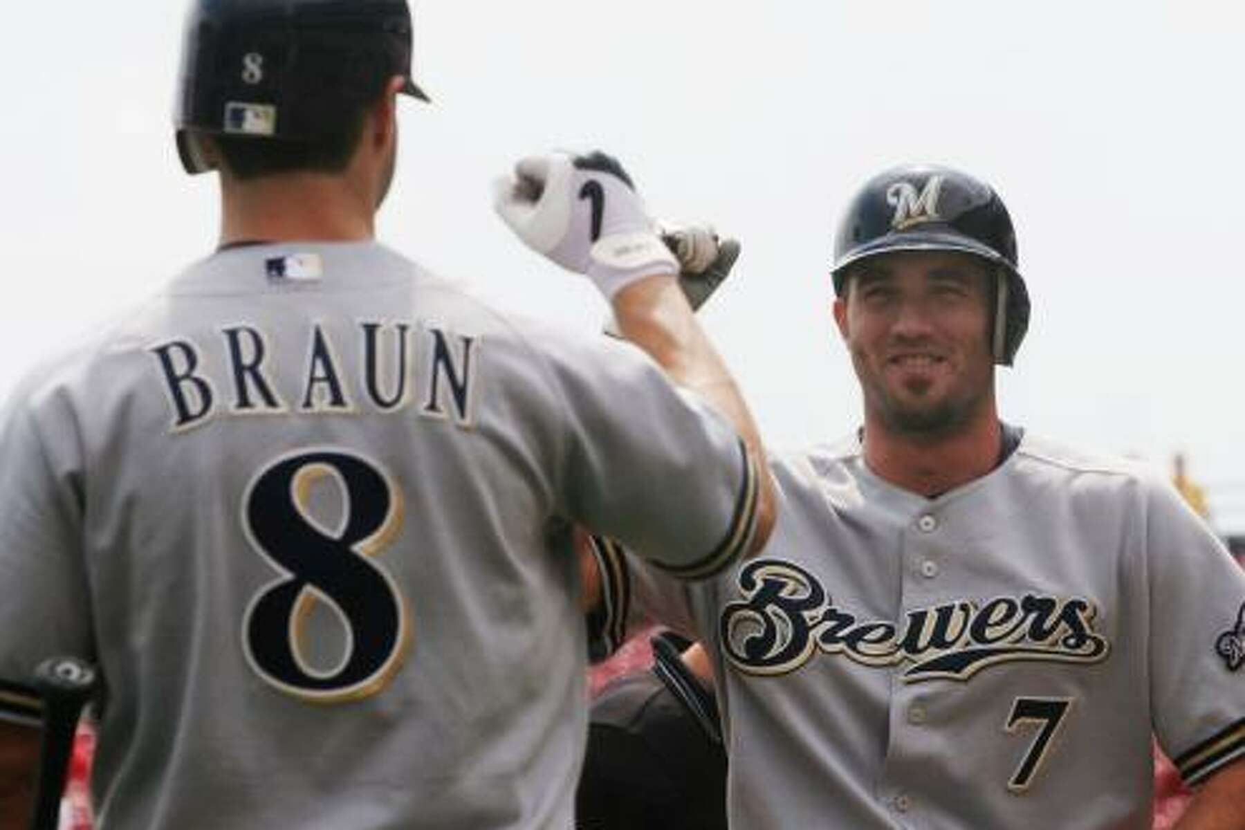 Ryan Braun caps five-run rally in ninth inning with three-run homer