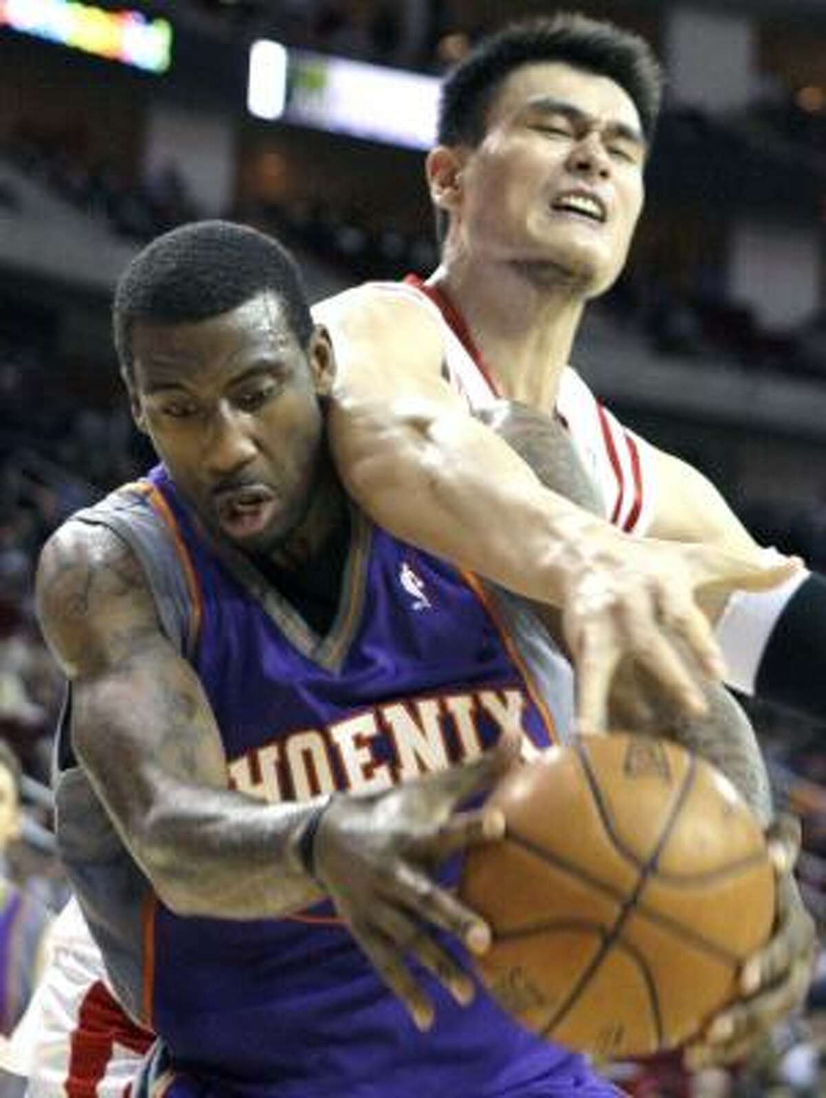 Amare Stoudemire, left, and the Suns overwhelmed the Rockets when the teams played this month.