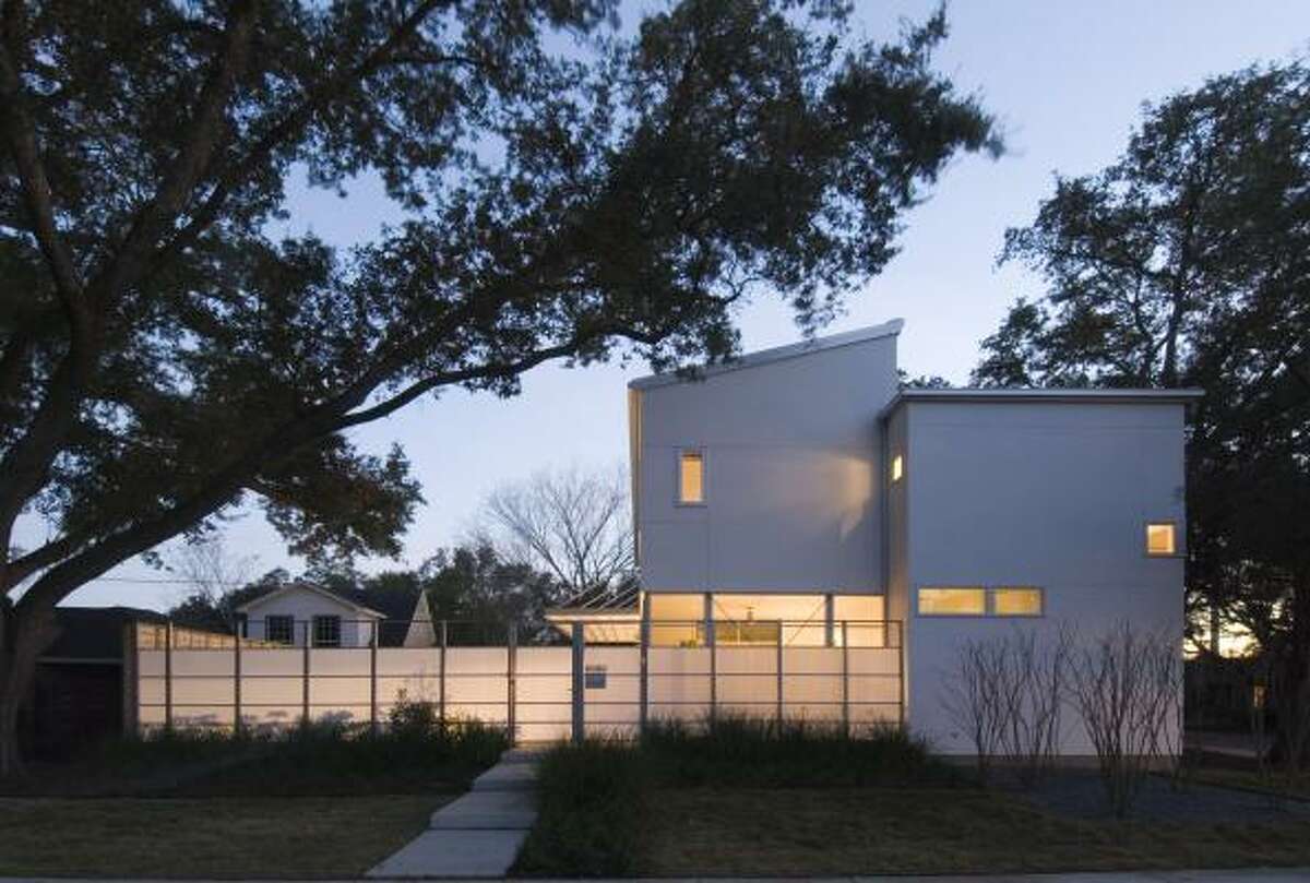 A New House for Elaine is one of the winners of the American Institute of Architects Houston 2007 Design Awards.