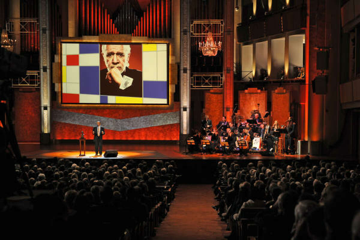 Ben E. King performs "Stand by Me", to close a tribute performance at the 11th Annual Mark Twain Prize for Humor, honoring the late George Carlin, at the Kennedy Center in Washington on Nov. 10.