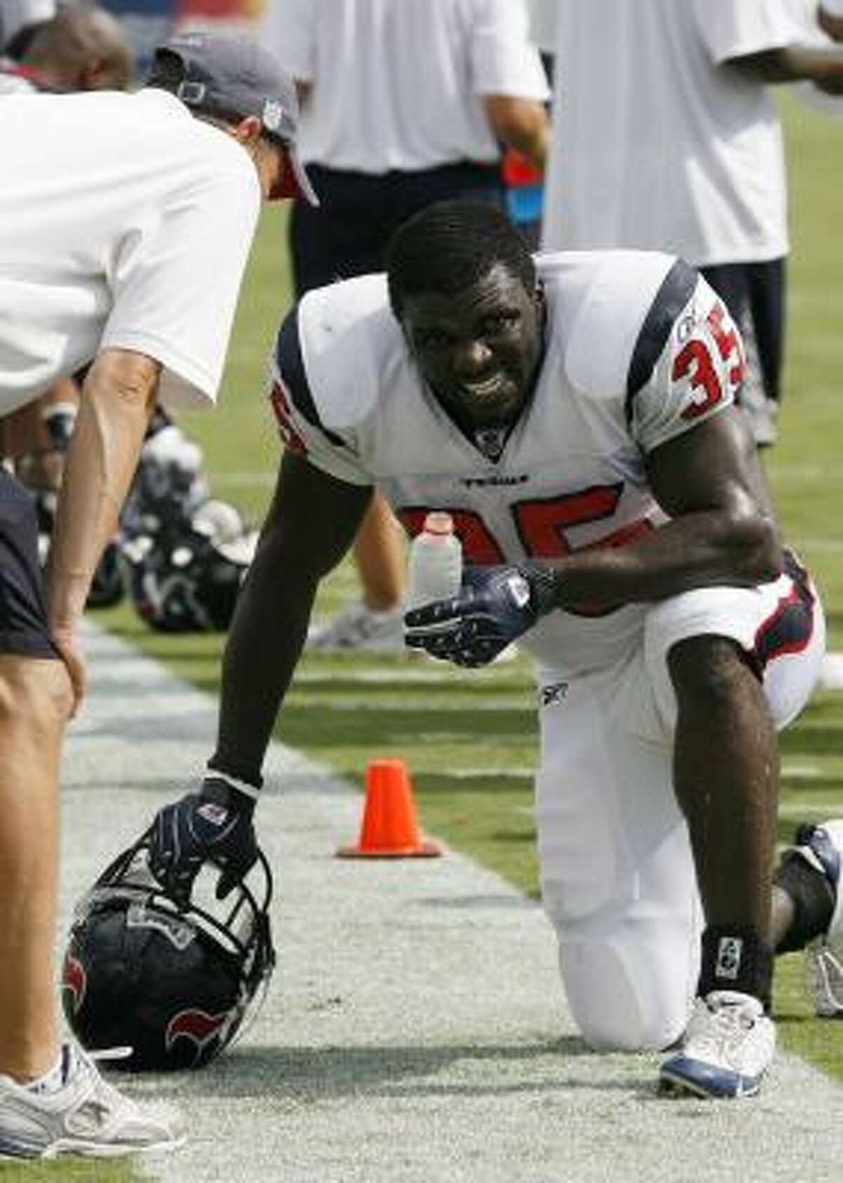 Texans back Gado has prescription for success