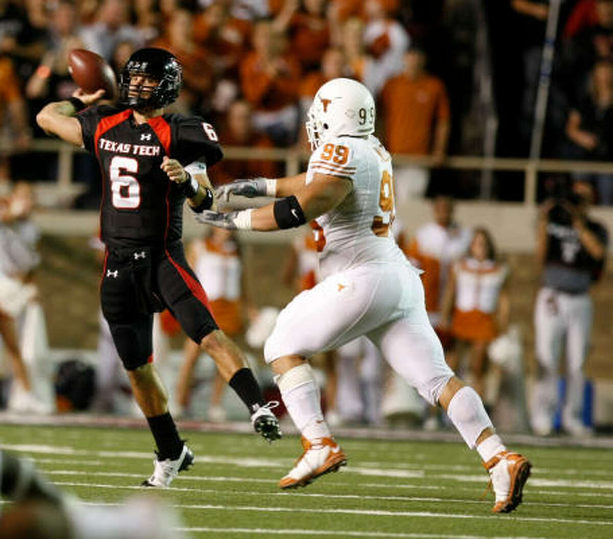 Reunited! Texas Tech's Michael Crabtree and Graham Harrell after