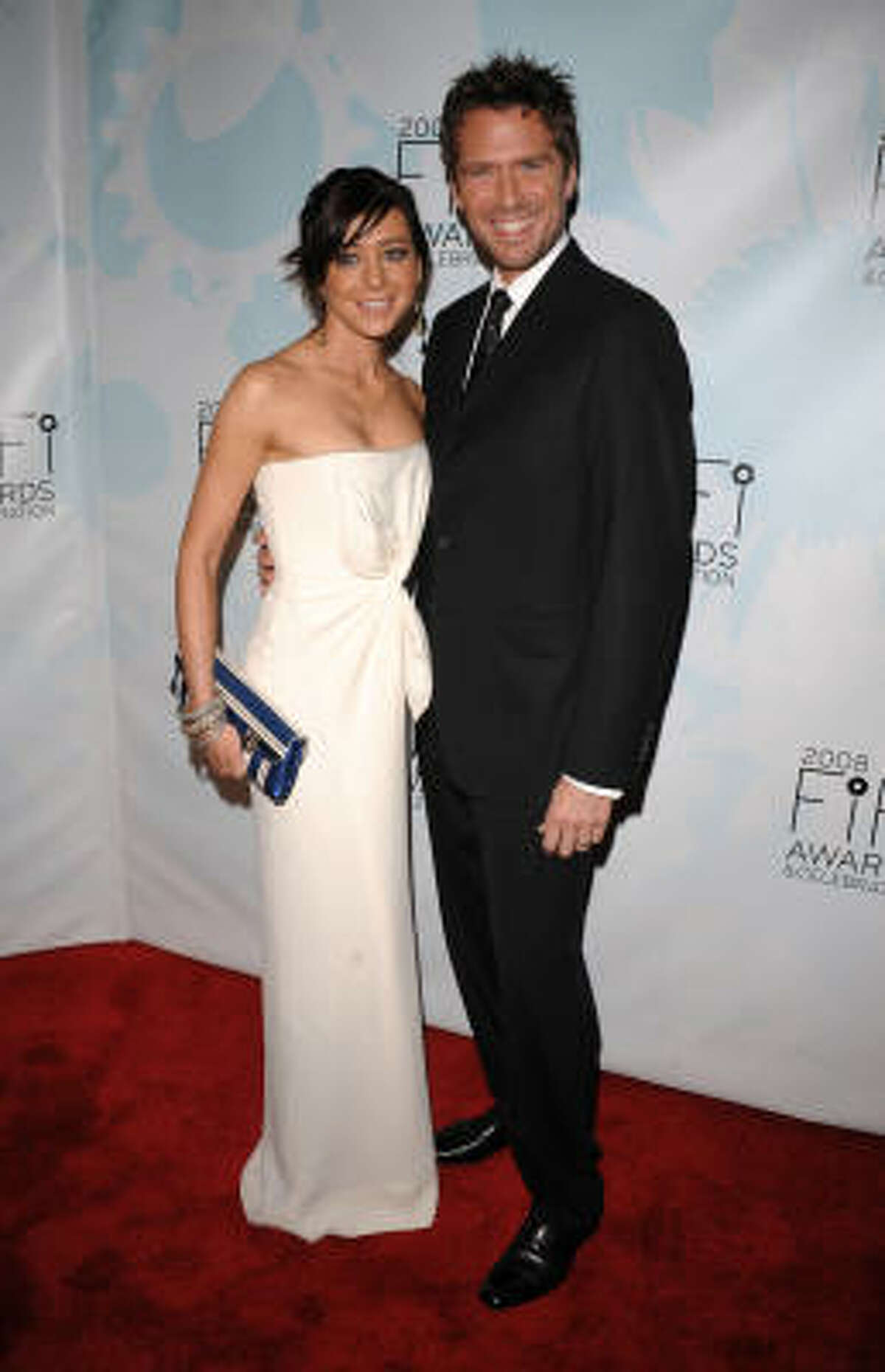 Alyson Hannigan and her husband, actor Alexis Denisof, announced Oct. 22 that they are expecting.