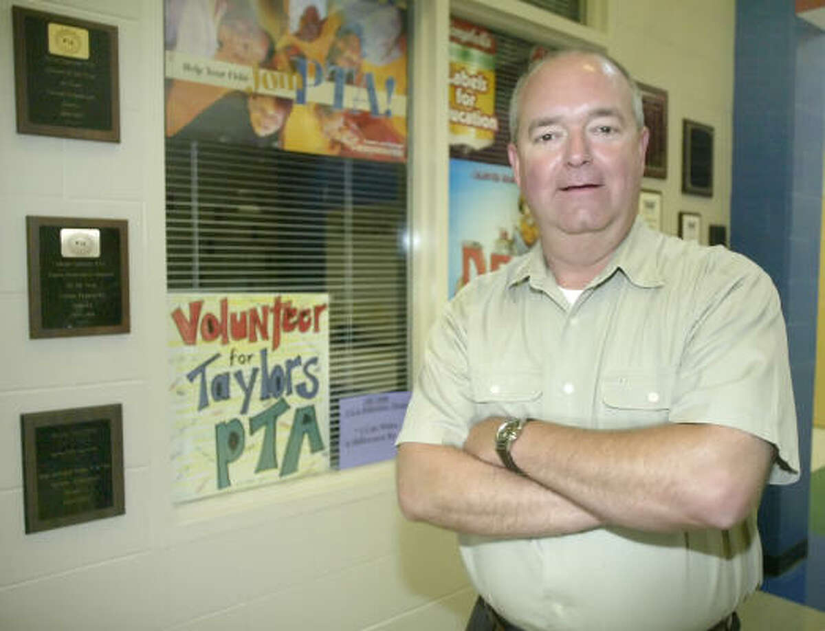 Chuck Saylors said he hopes his high profile will lead other men to join the national PTA.
