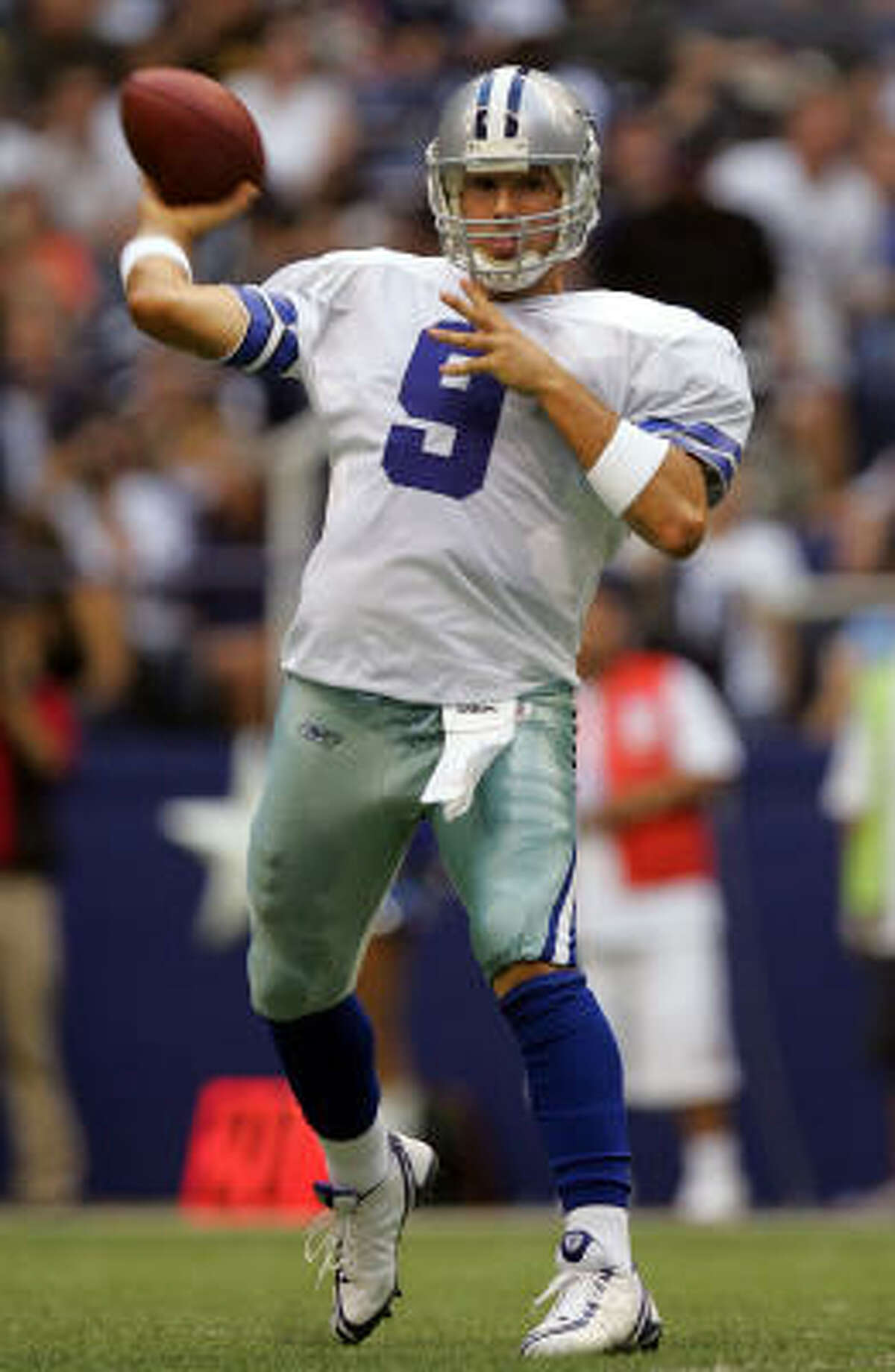 Tony Romo calls out fans: Texans game felt like 'we played on the