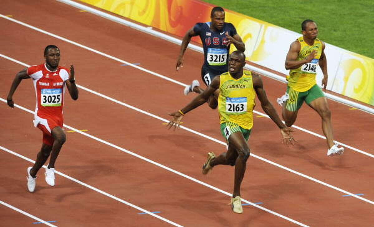  Usain  Bolt  Record  Speed Energy in the 100  m Sprint 