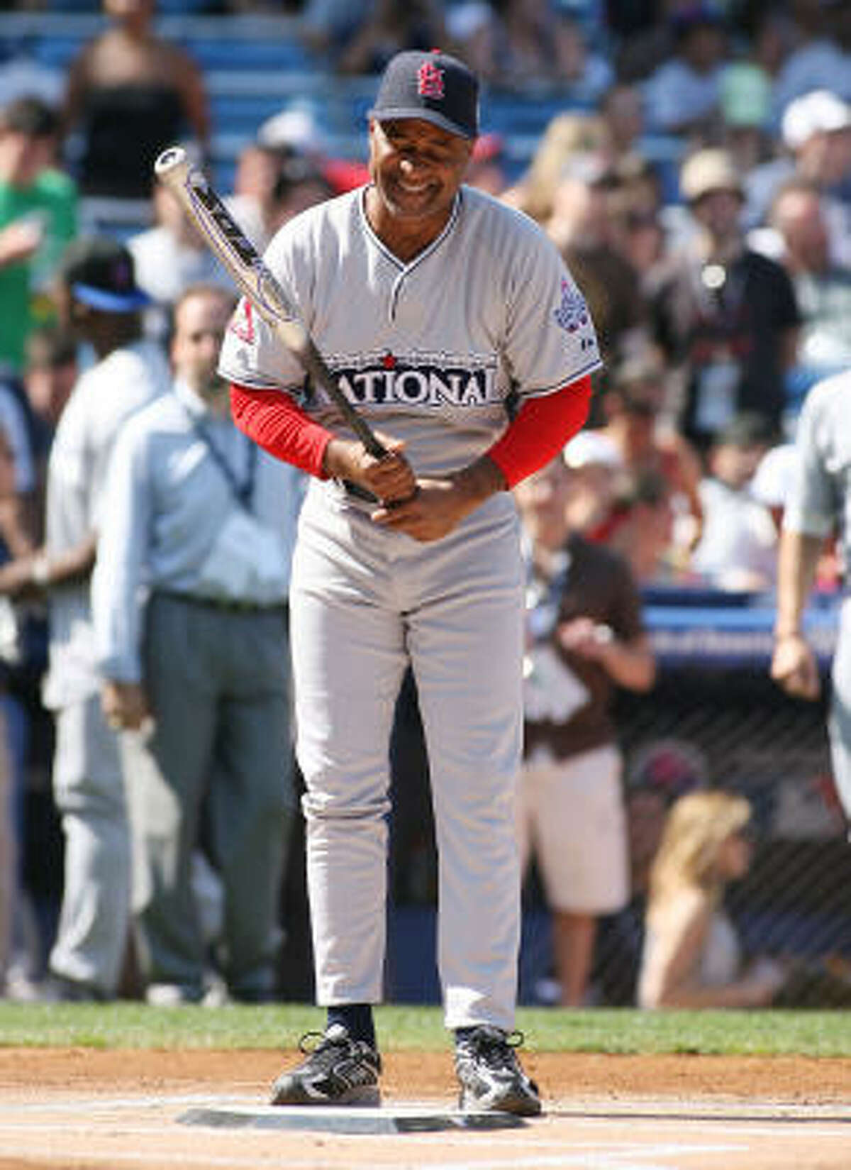 Photo: Taco Bell All-Star Legends & Celebrity Softball Game at