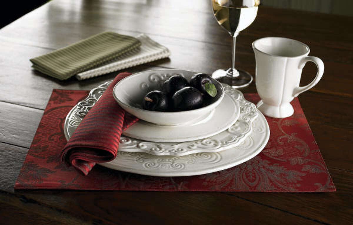 Nina Campbell launches own housewares line