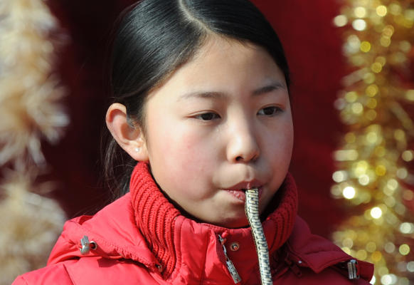 Chinese girl swallow
