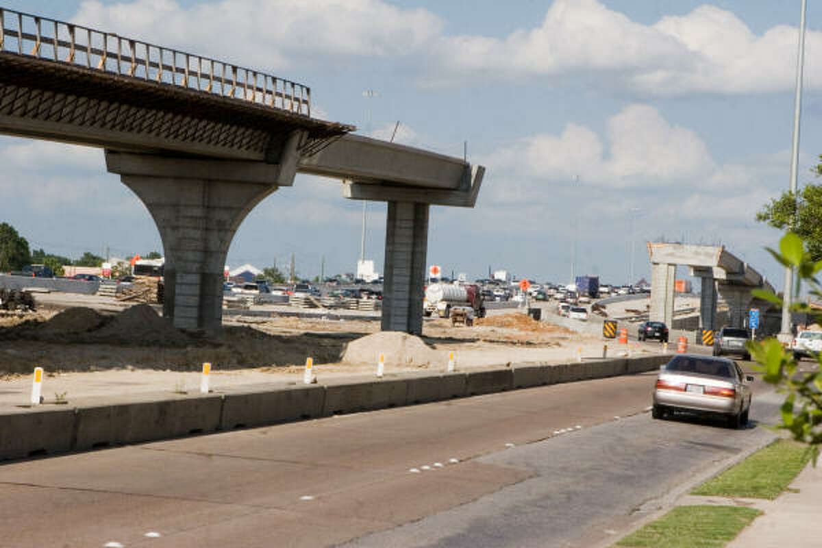 Katy Freeway to add even more lanes in West Houston