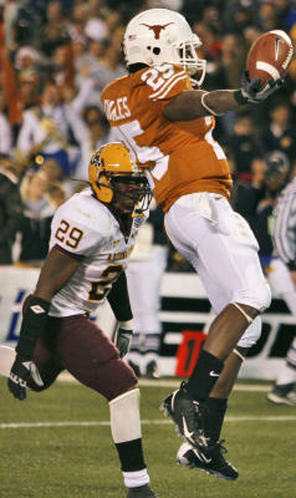 Best Shots From The Holiday Bowl