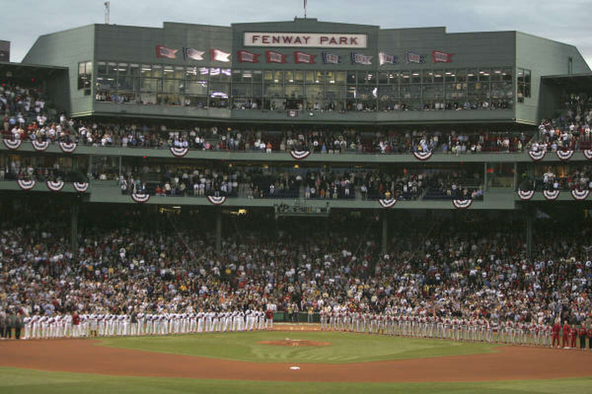 The Real Sox Fans Need Some Arm Room