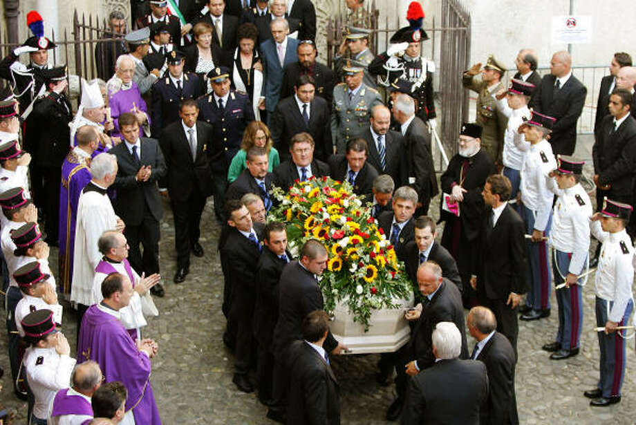 Funeral for Pavarotti Houston Chronicle