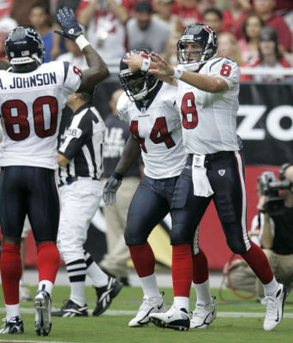 Matt Schaub's 5-yard touchdown run gave the Texans some early momentum.