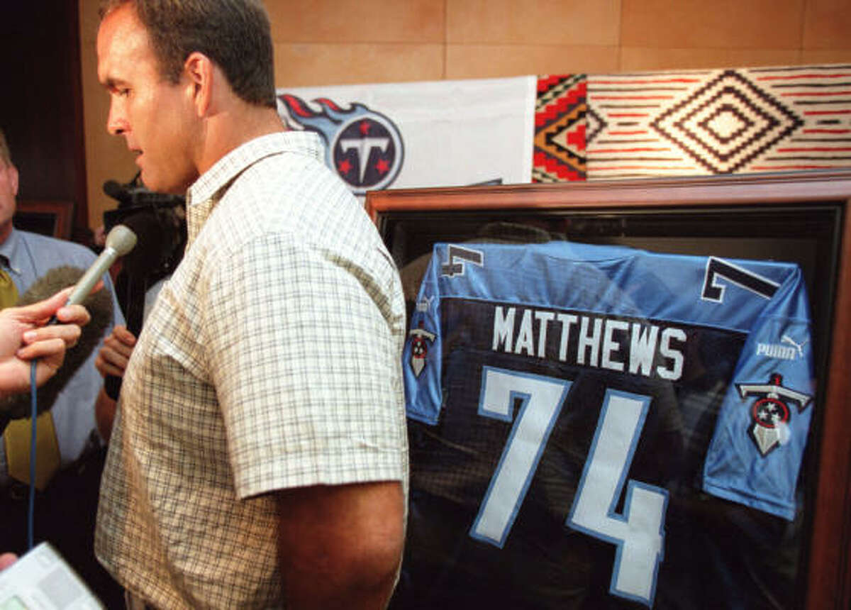 Tennessee Titans: Bruce Matthews 2000/01 Fan Alternate (XL