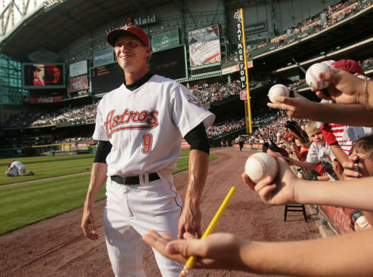 Astros fans were eager for the team's most-ballyhooed prospect to reach the majors. And when Hunter Pence was called up on April 28, 2007, they showed their enthusiasm for getting his autograph as well.