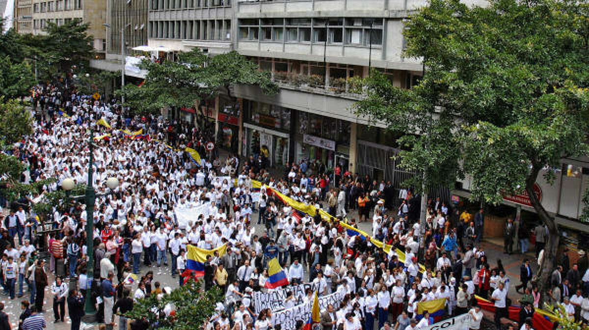 1 million protest Colombian kidnappings