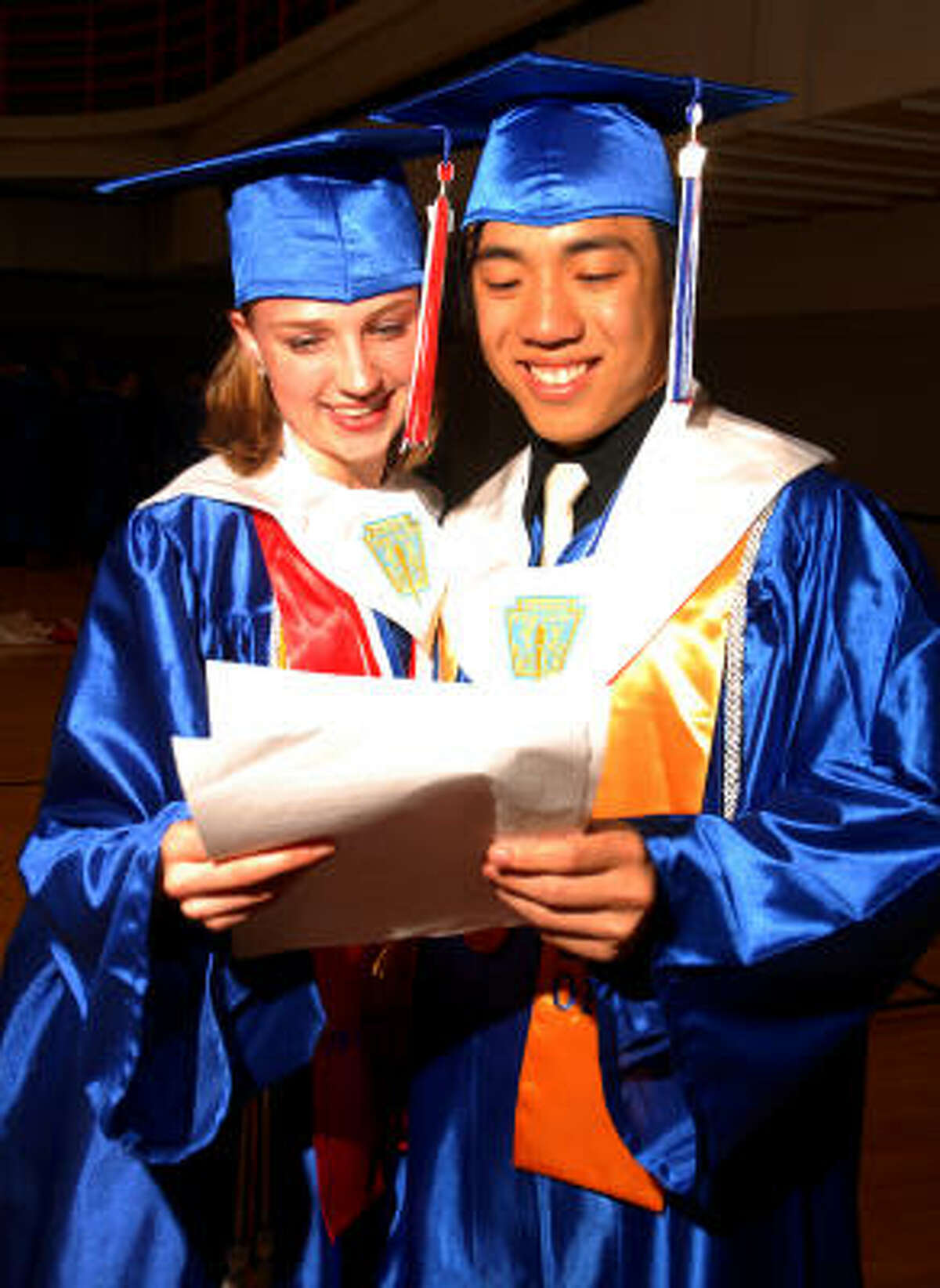 Oak Ridge High School Graduation Photo Gallery