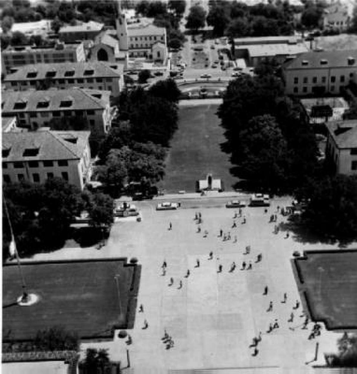 Aug. 1, 1966, on the University of Texas campus.