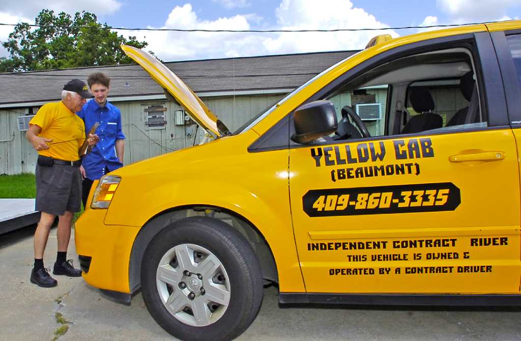 Yellow Cab taxi services tend to Beaumont s streets