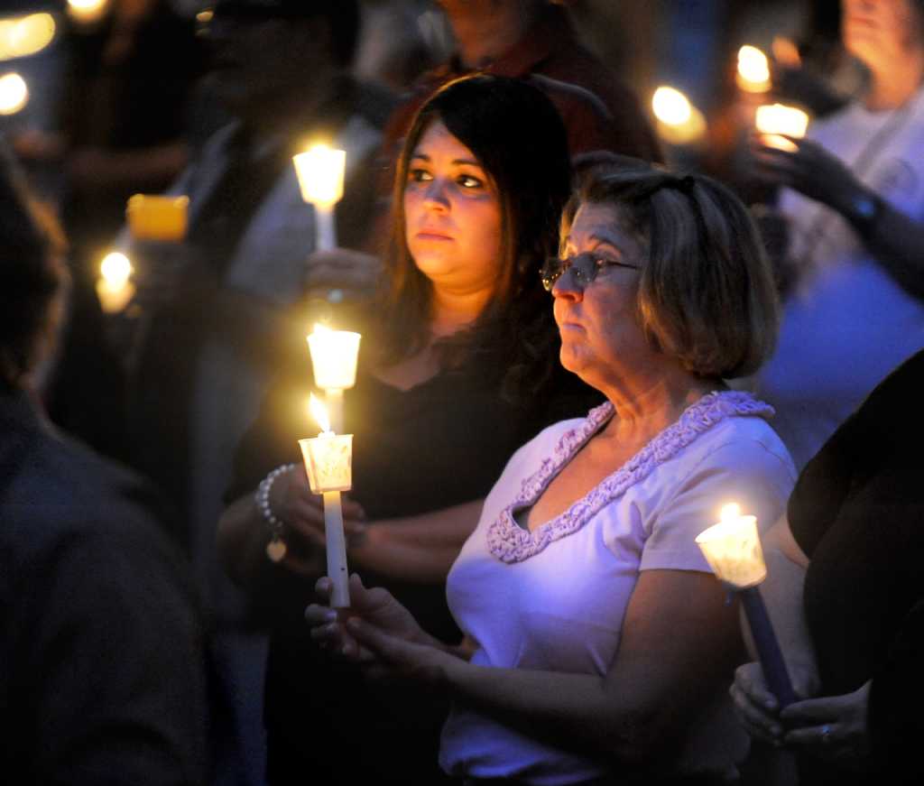 Navy SEAL from Stamford remembered at candlelight vigil