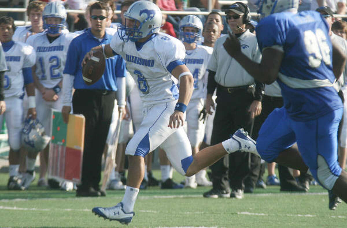 QB Shepard paces strong year on football field