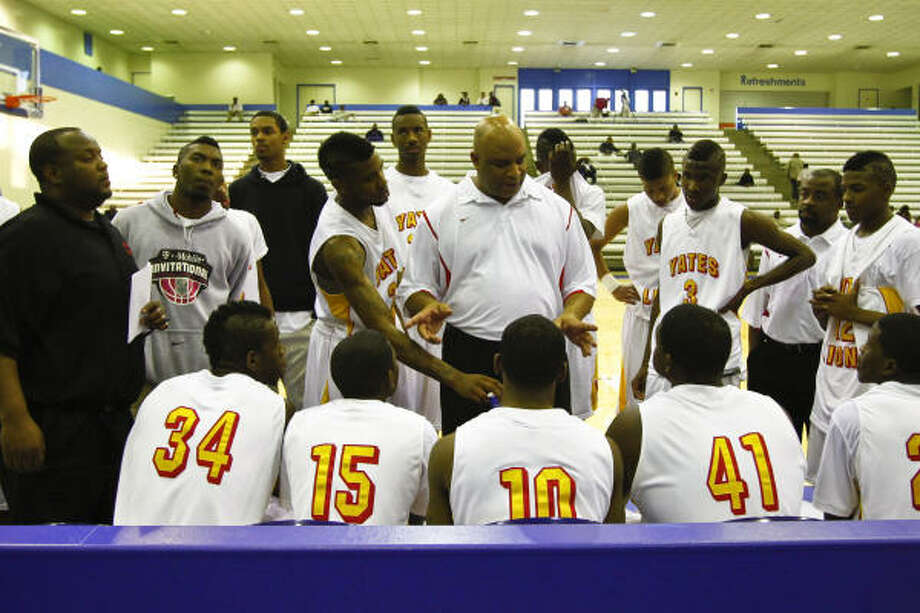 Third Ward Proud Of High Scoring Yates Basketball Team Houston