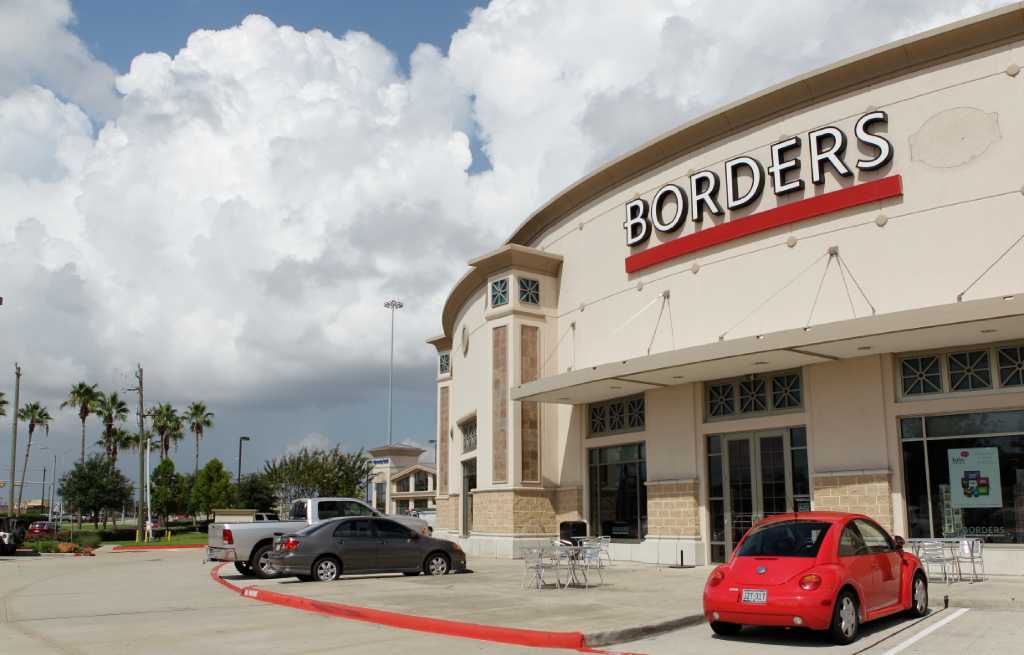 What are effects of local Borders closing?