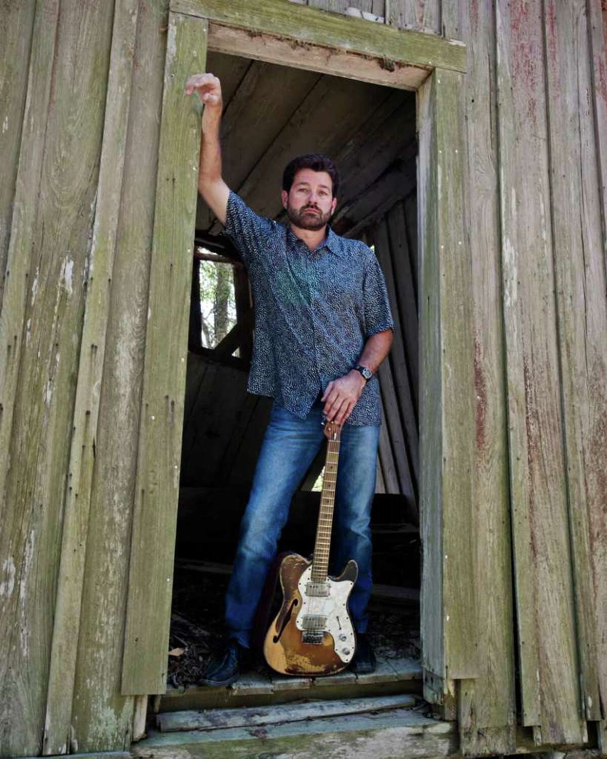 Bluesman Benoit brings Voice of the Wetlands AllStars to FTC