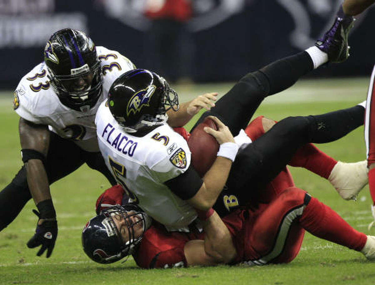 Brian Cushing takes down Ravens quarterback Joe Flacco, an opponent James Harrison has actually played against.