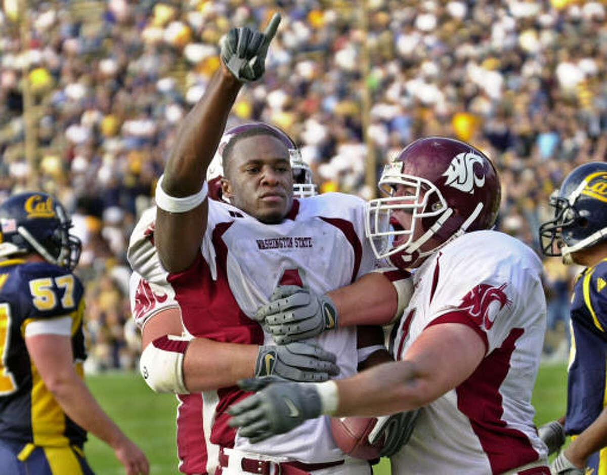 Devard Darling played for Washington State and was drafted in the third round by Baltimore in 2004.