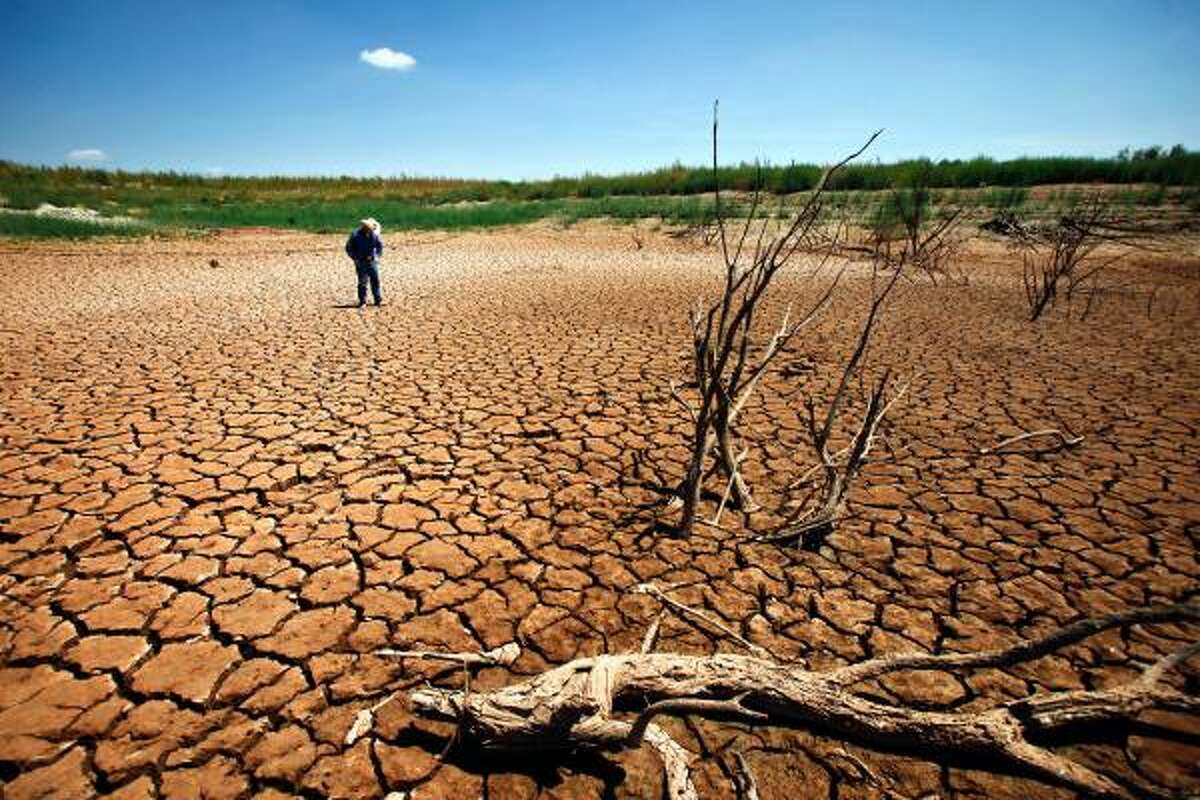 Texas Drought, Ground Sinks & Ground Gap 