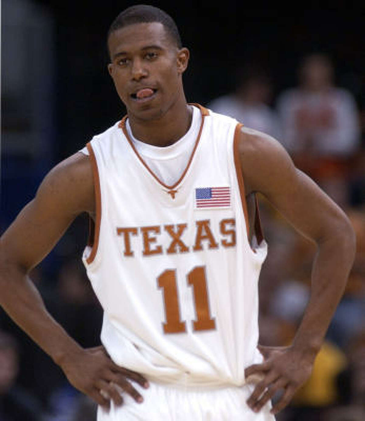 T.J. Ford returns to school to receive his degree from Texas