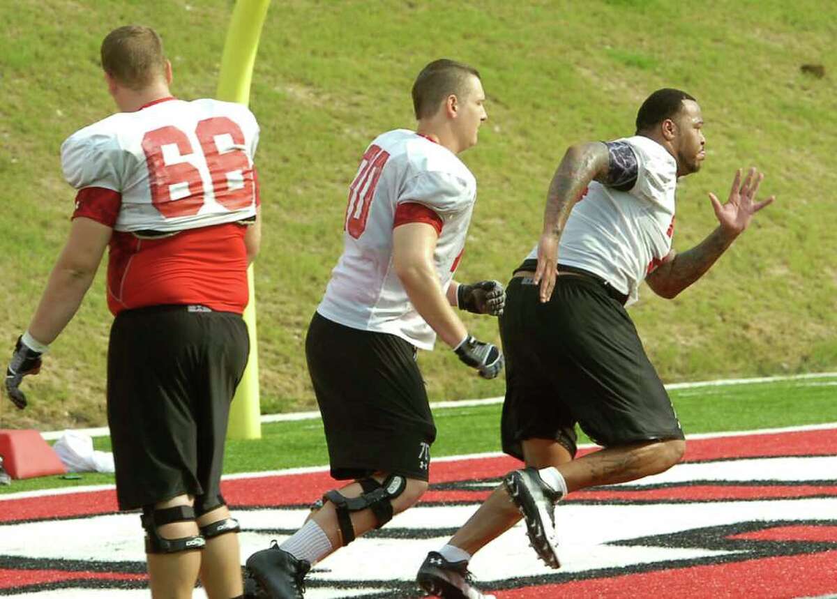 Oden practices Friday, will be in pads Monday