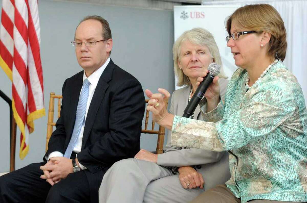 UBS to stay in Stamford for another 5 years